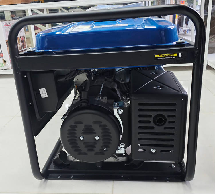 موتور برق بنزینی ۵ کیلووات هیوندا مدل DLGE6500 چهار زمانه تک فاز